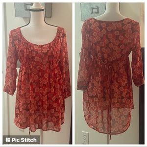 Xhilaration L Large Semi Sheer Red Top Shirt Blouse Flowers Floral Pleated